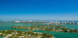 Miami’s Hottest Luxury Neighborhoods: Where the World’s Elite Choose to Invest Luxury Neighborhoods in Miami
