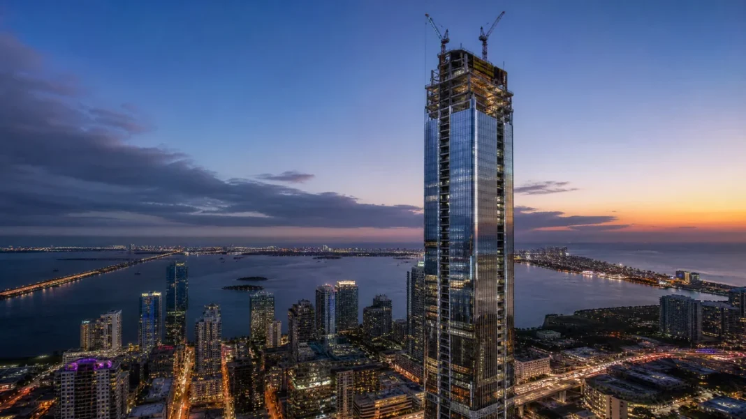 article2-featured-1200x675-3 Breitling Tower Brickell Miami — 70-story luxury condo under construction at dusk