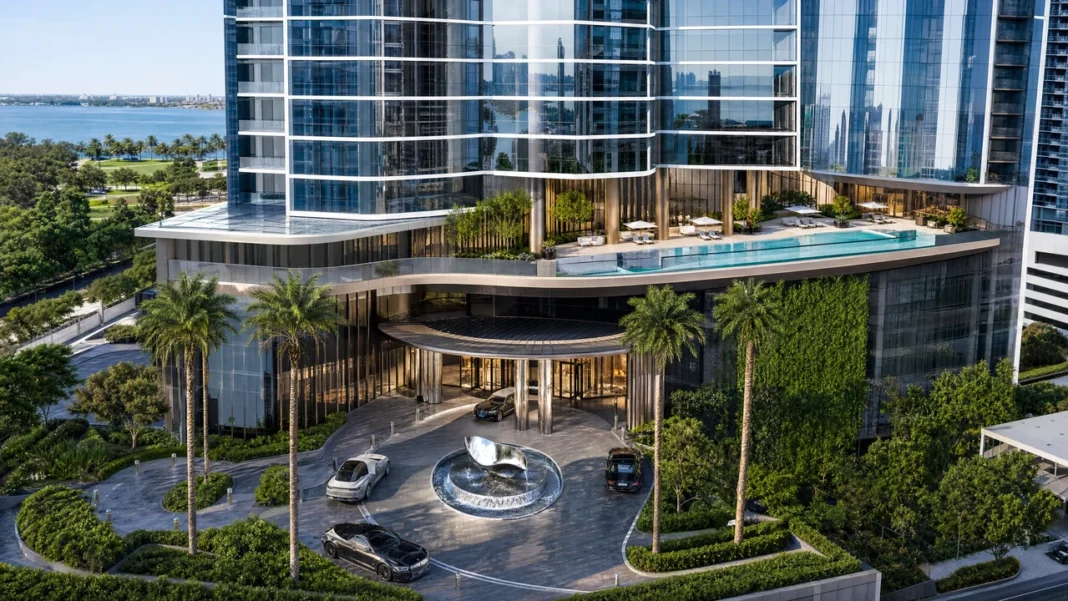 Ultra-luxury branded residential tower in Miami Brickell with rooftop pool